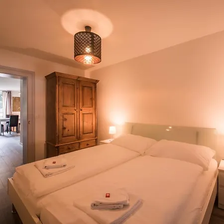 アパート Dependance West