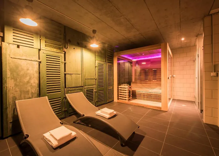 Apartament Dependance West *